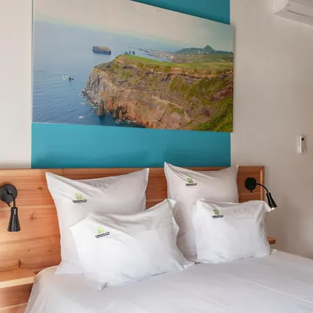 Canto Do Mar * Mosteiros (Azores)